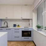 Apartmán Blue And Orange With Desk In The Center By Renters *