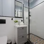 Апартаменты Blue And Orange With Desk In The Center By Renters *