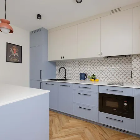 Blue And Orange With Desk In The Center By Renters