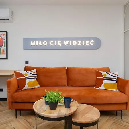 Blue And Orange With Desk In The Center By Renters